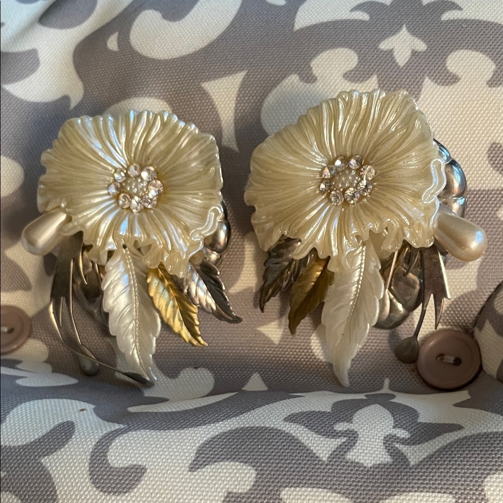 Vintage Floral Clip-On Earrings